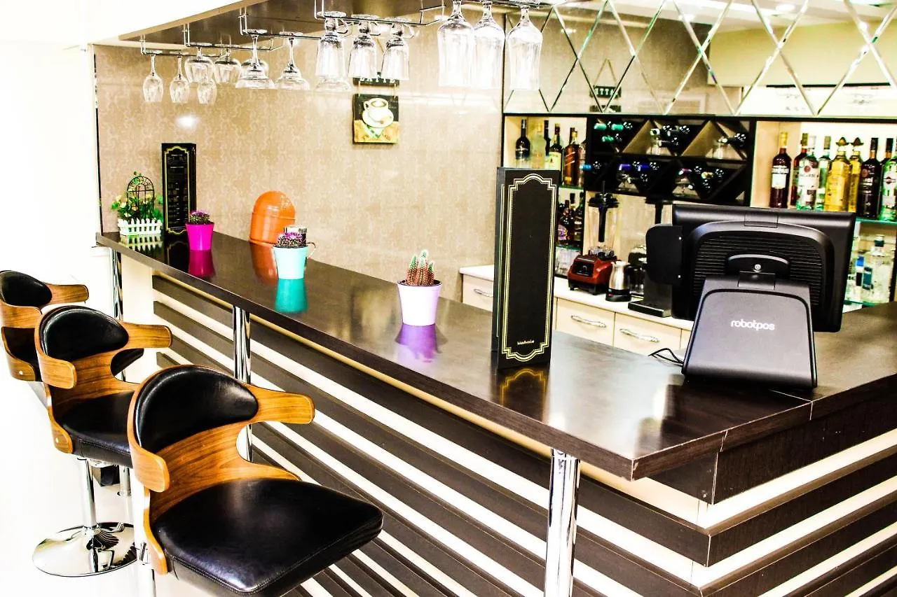 Kristal Hotel Baku 2*, Masazir
